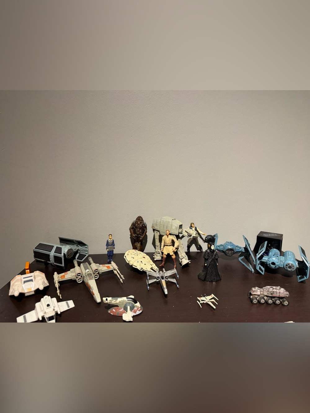 Misc. Star Wars Lot Figures And Ships + Extras 90s-2000s Action Fleet See Detail